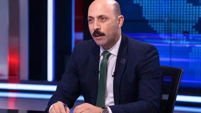 ظهور إعلامي على فيسبوك
